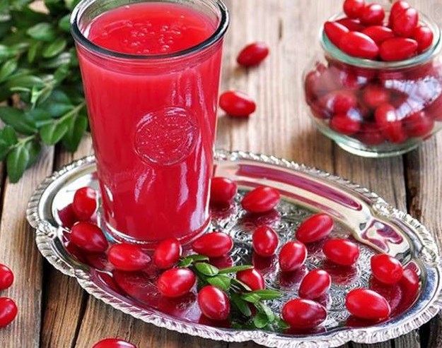 Морс из кизила для снижения сахара