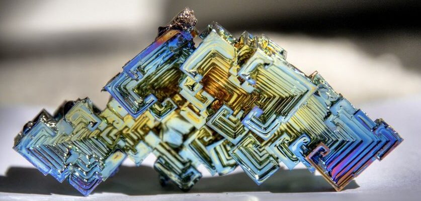 Bismuthum metallicum (Бисмутум металликум) – висмут